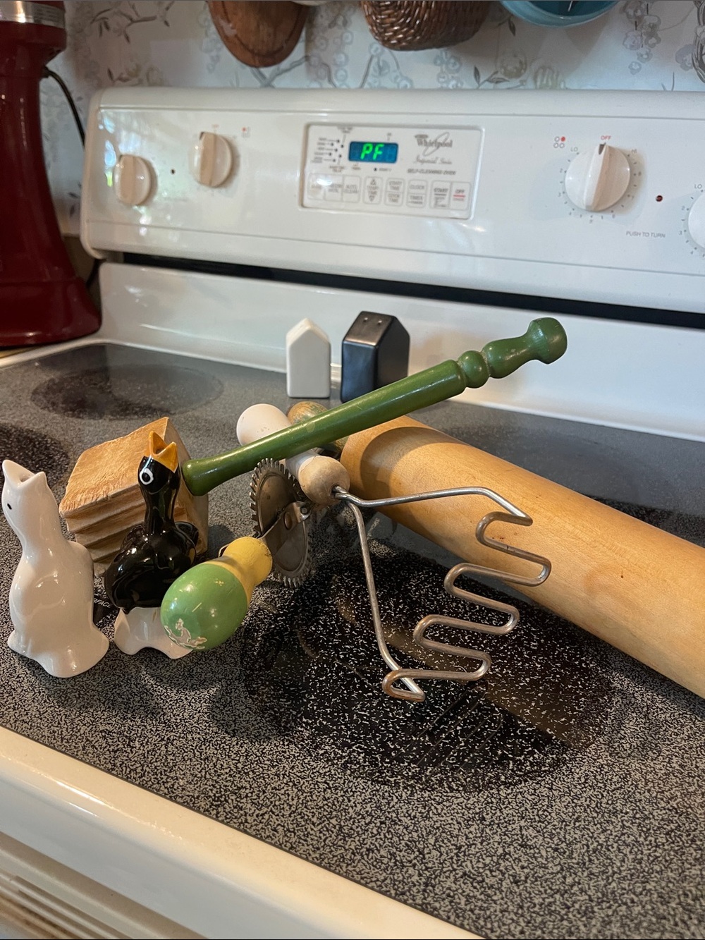 Green and Natural Wooden Kitchen Tool Set - Home Accents